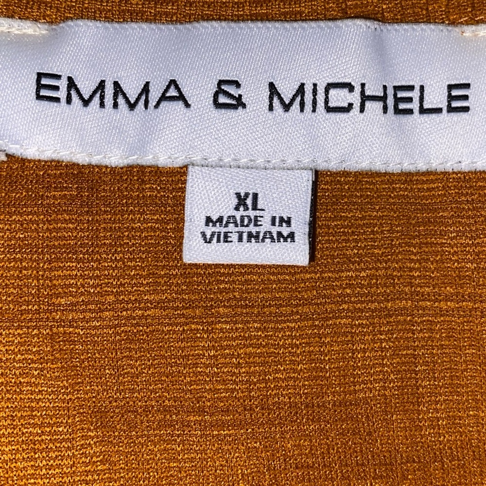 Emma & Michele brown wrap dress. Size XL. NWT - Picture 3 of 4